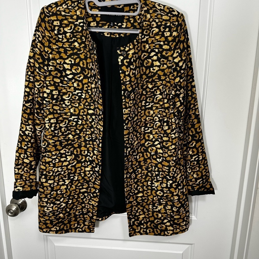 Who What Where Animal Print Black and Gold Jacket Size Small
